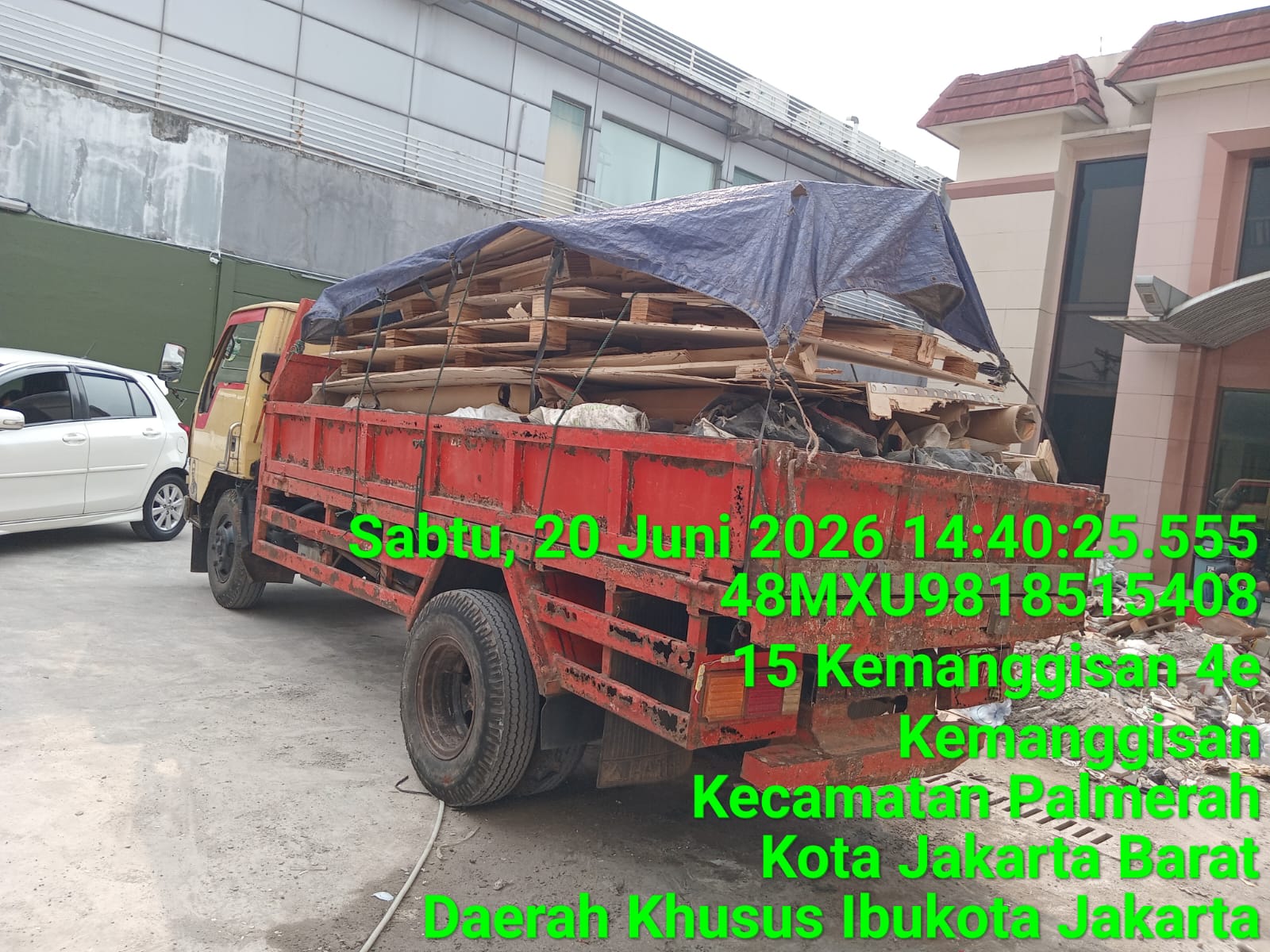 Jasa Buang Puing dan Material Bekas di Palmerah Jakarta Barat